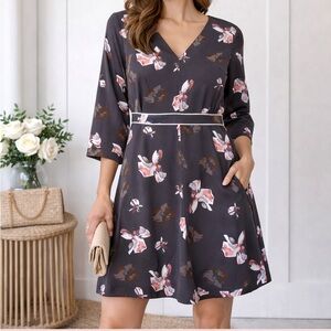 Banana Republic Dark Floral Mid Length Sleeve Dress